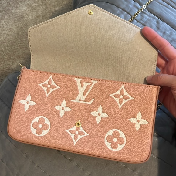 Louis Vuitton Félicie Pochette - Picture 4 of 14